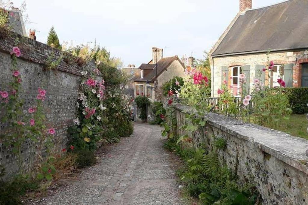 Gite A Bon Port Abbeville 5 Personnes Exteriör bild