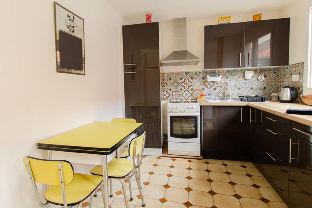 Gite A Bon Port Abbeville 5 Personnes Exteriör bild